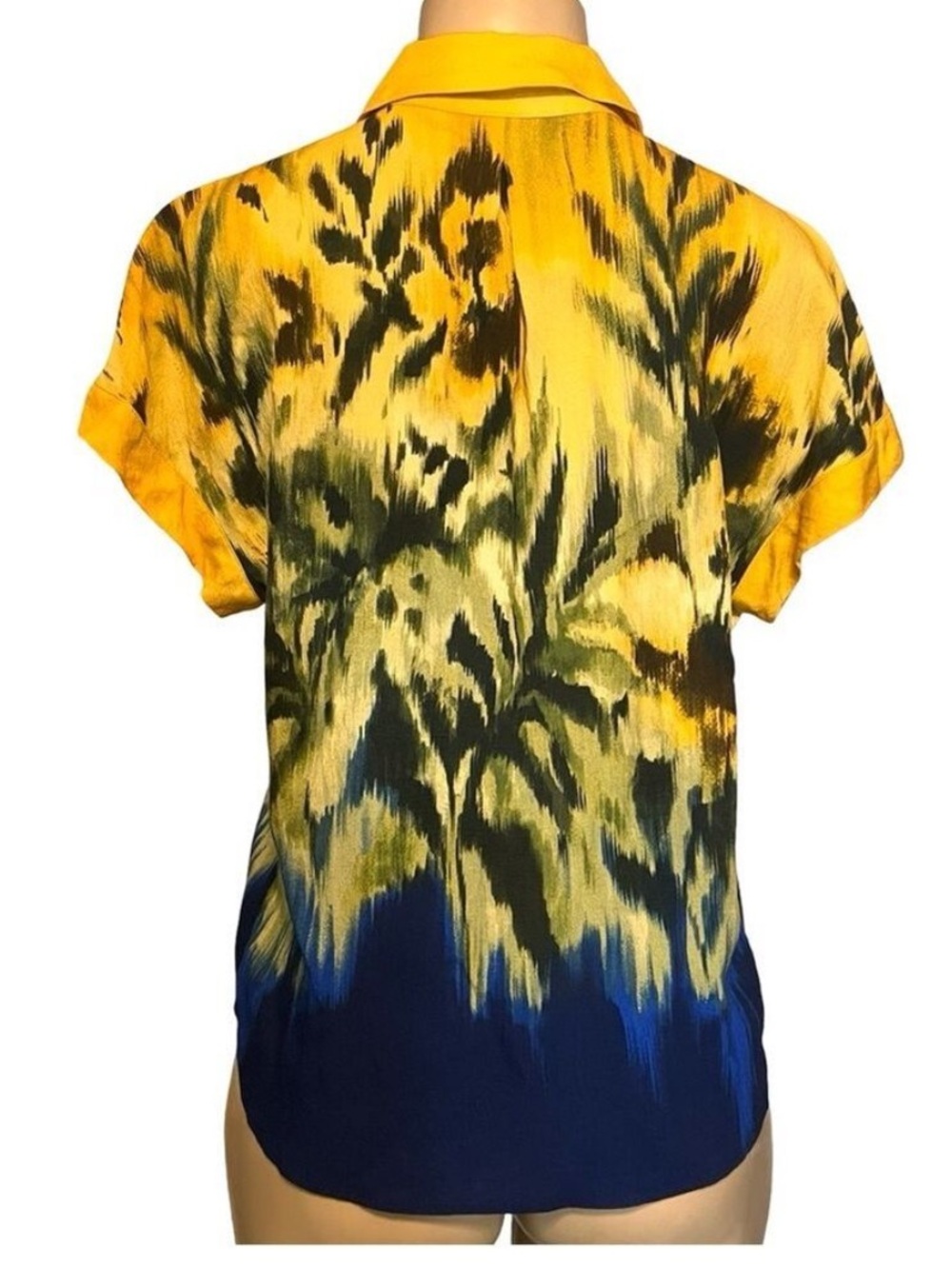 NWT MSRP $59 | Investments Petite Tropical Print Top, Vacation & Cruise
